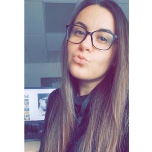 Meet your Posher, Jessica